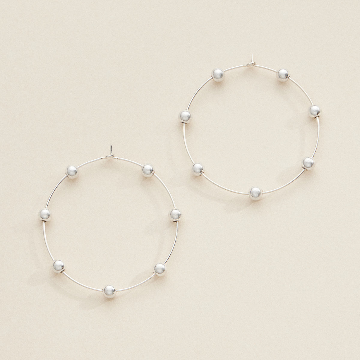 Minimalist Beaded Hoop Earrings in Silver and Gold - Lightweight Modern Jewelry