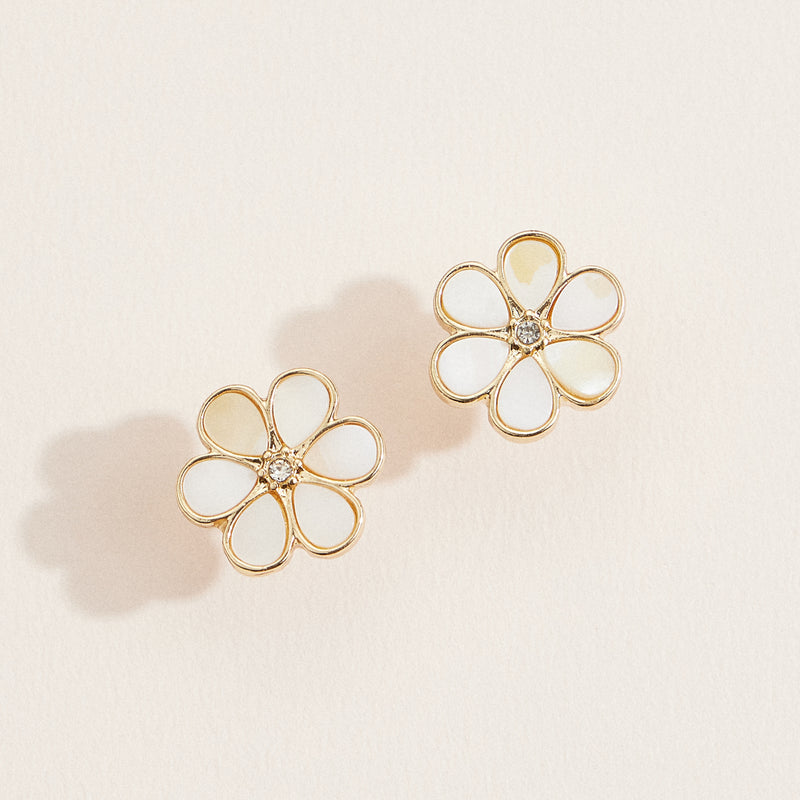 Mother of Pearl Daisy Stud Earrings – Elegant Floral Jewelry for Everyday & Special Occasions