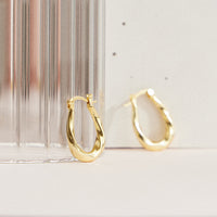 Wavy Teardrop Hoop Earrings – 18K Gold-Dipped, Modern & Elegant