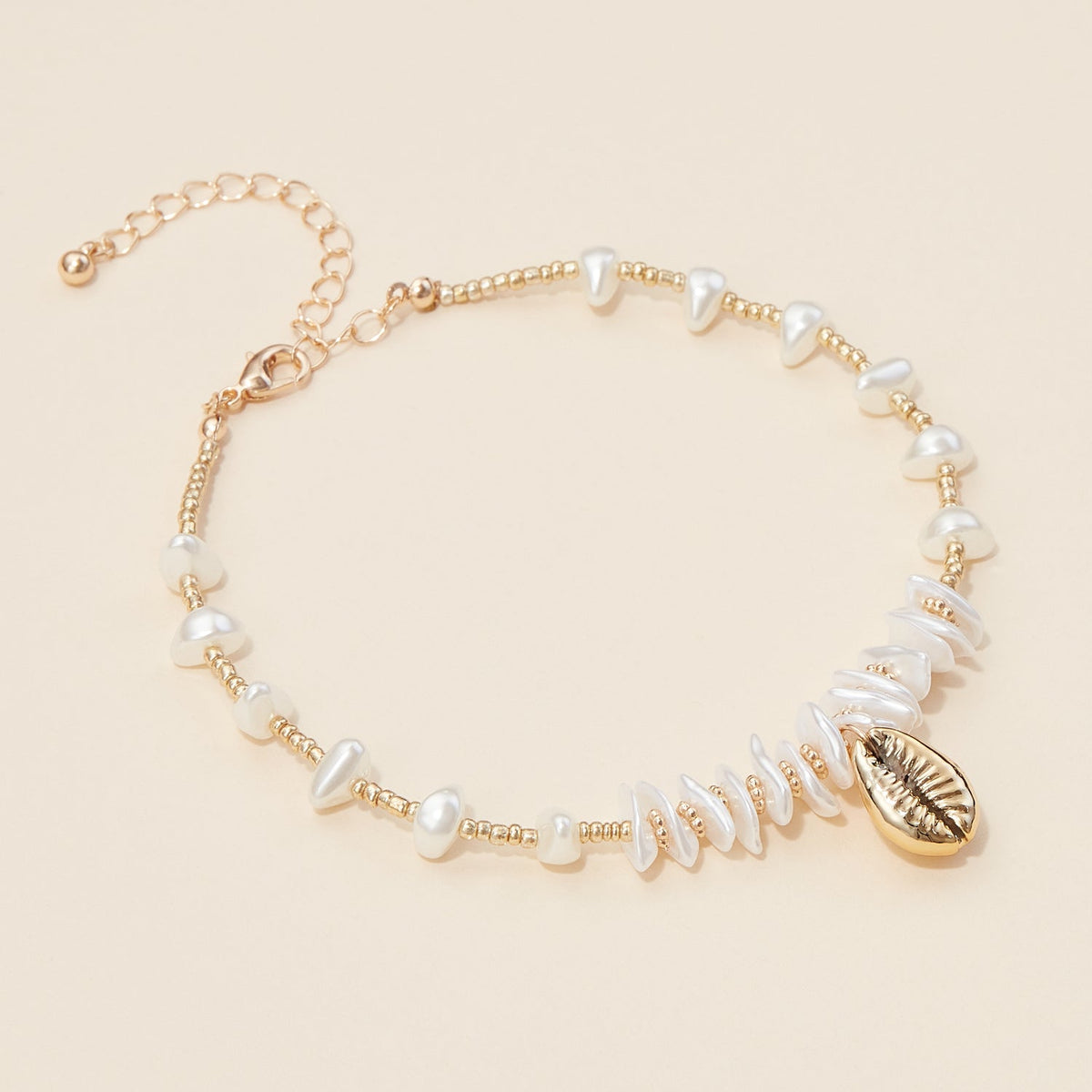 Shell Charm Seed Beaded Bracelet