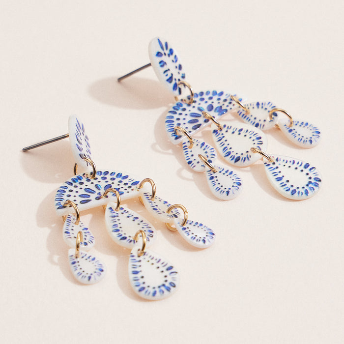 Mother of Pearl Chandelier Earrings – Handcrafted Dangle Statement Earrings with Elegant Drop Design