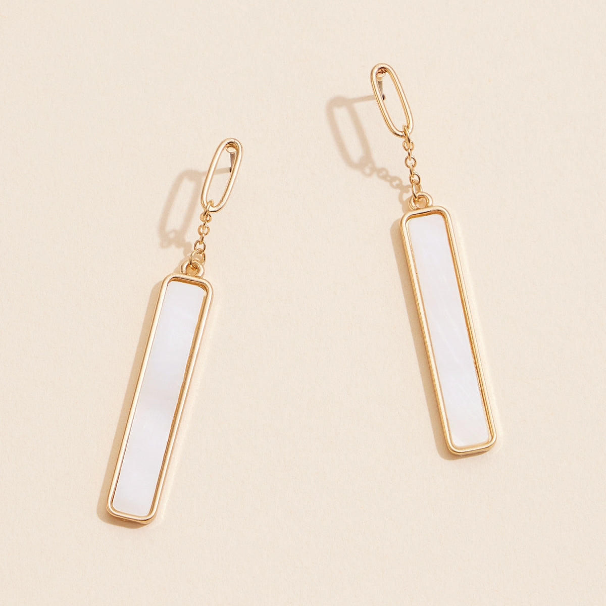 Shell Bar Charm Dangling Earrings