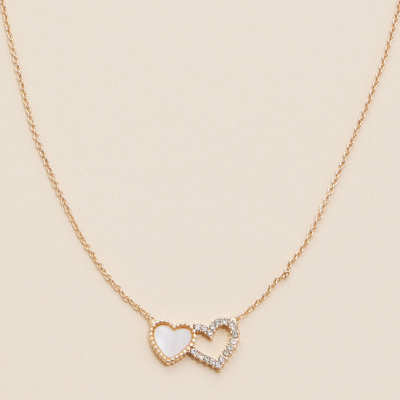 Heart Shell Charm Short Necklace