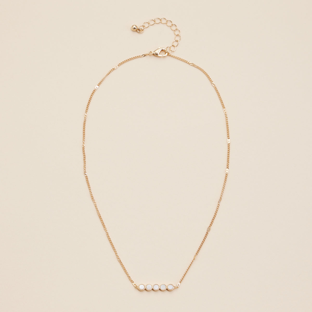 Shell Dots Charm Short Necklace