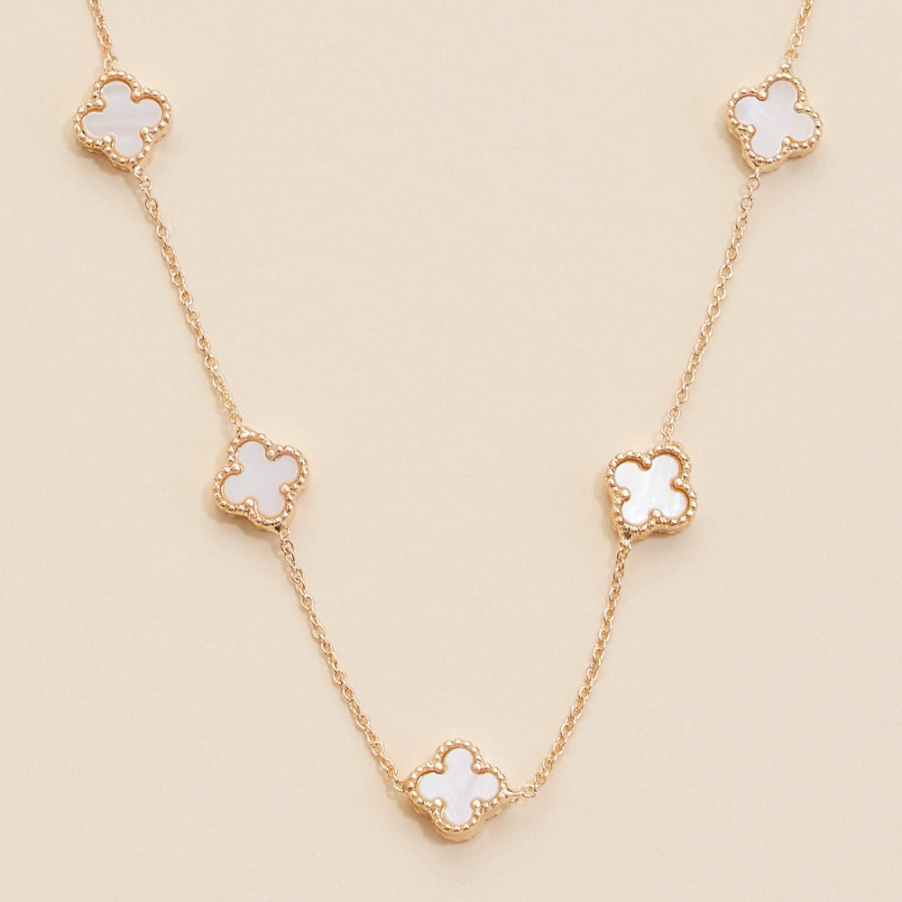 Floral Shell Charms Short Necklace