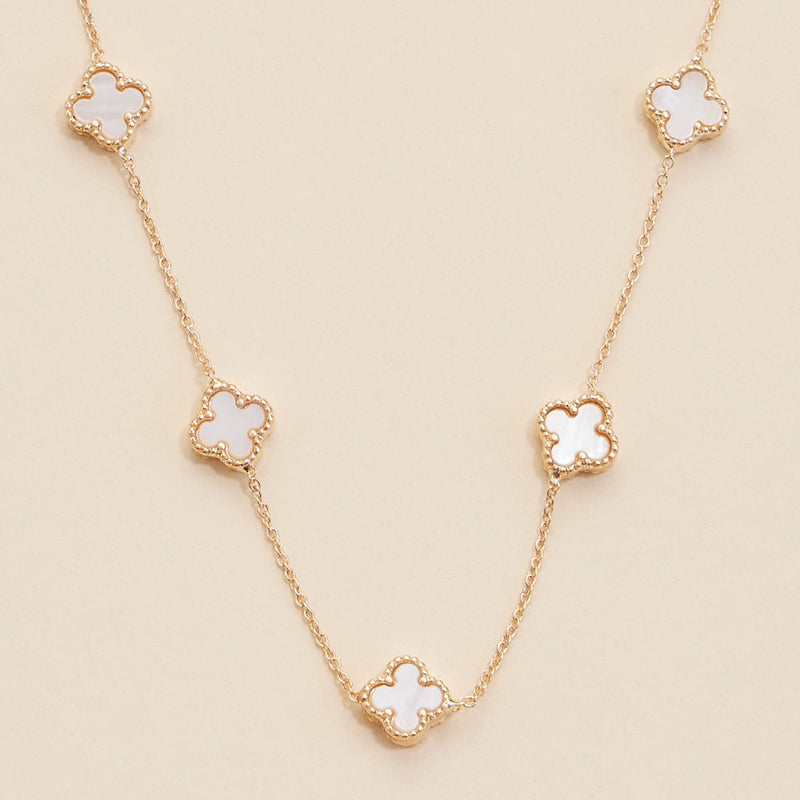 Floral Shell Charms Short Necklace