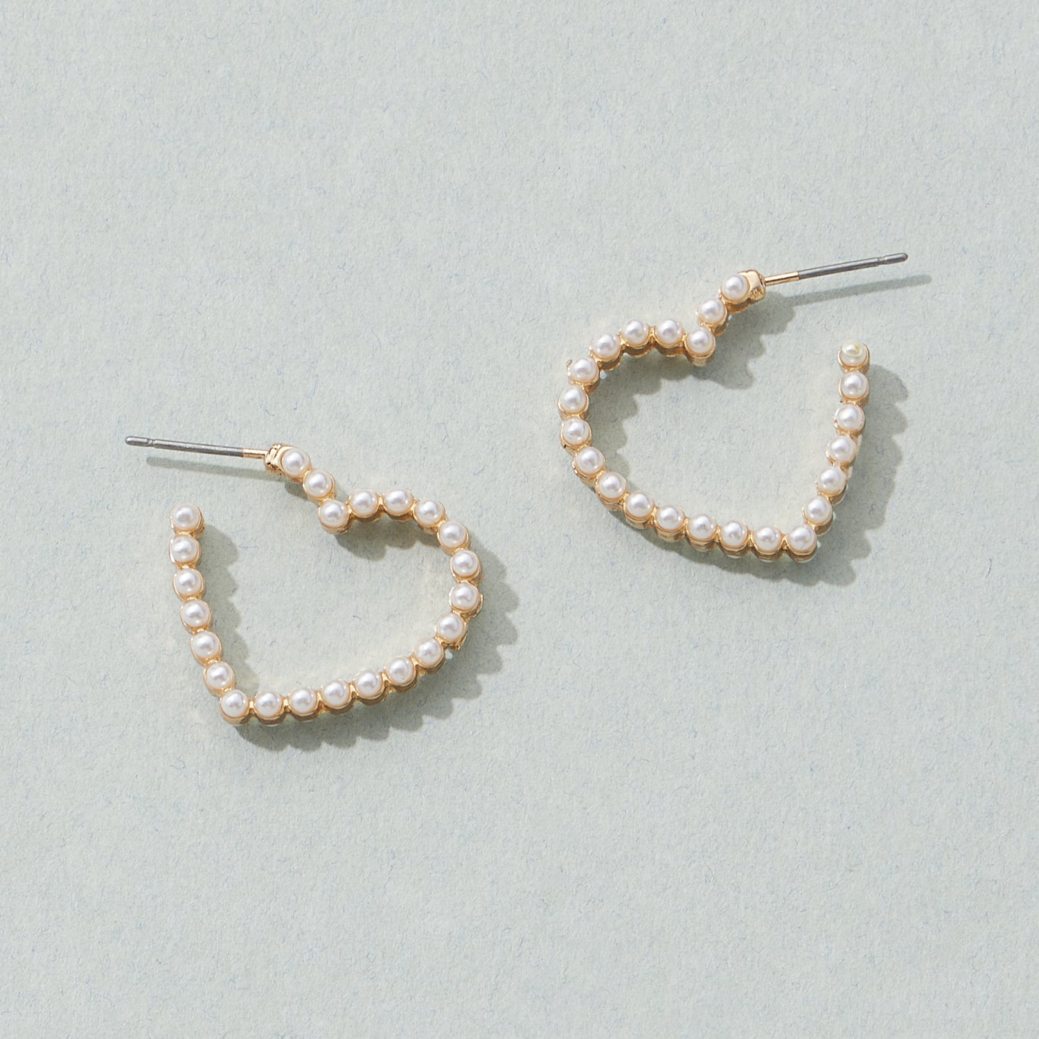 ■TATIANA■ Lettering Pearl Heart Hoop Earring EC1948 500239 Tatiana Pearl Earrings