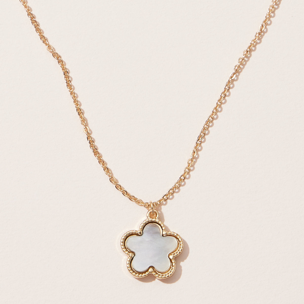Clover Mother Of Pearl Necklace
