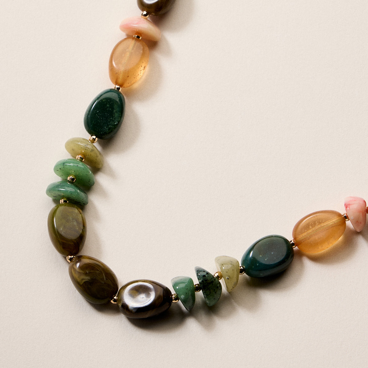 Organic Resin Bead Necklace – Colorful Chunky Beaded Statement Chain with Gold Accents, Adjustable Length