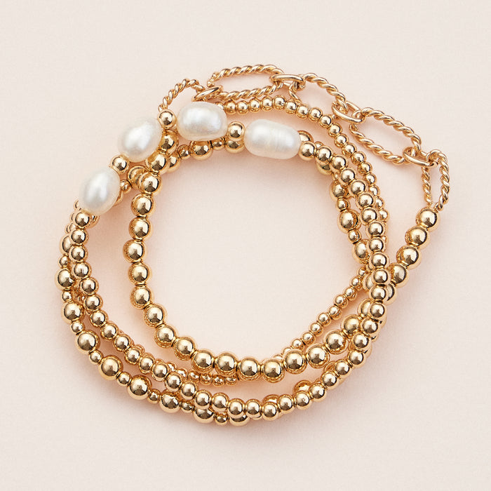 Gold Beaded Stretch Bracelet Set – Dainty Layered Bracelets with Freshwater Pearls & Chain Accent