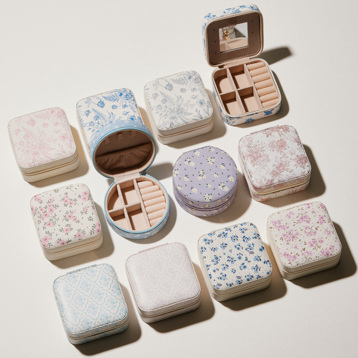 Faux Leather Novelty Print Travel Jewelry Box
