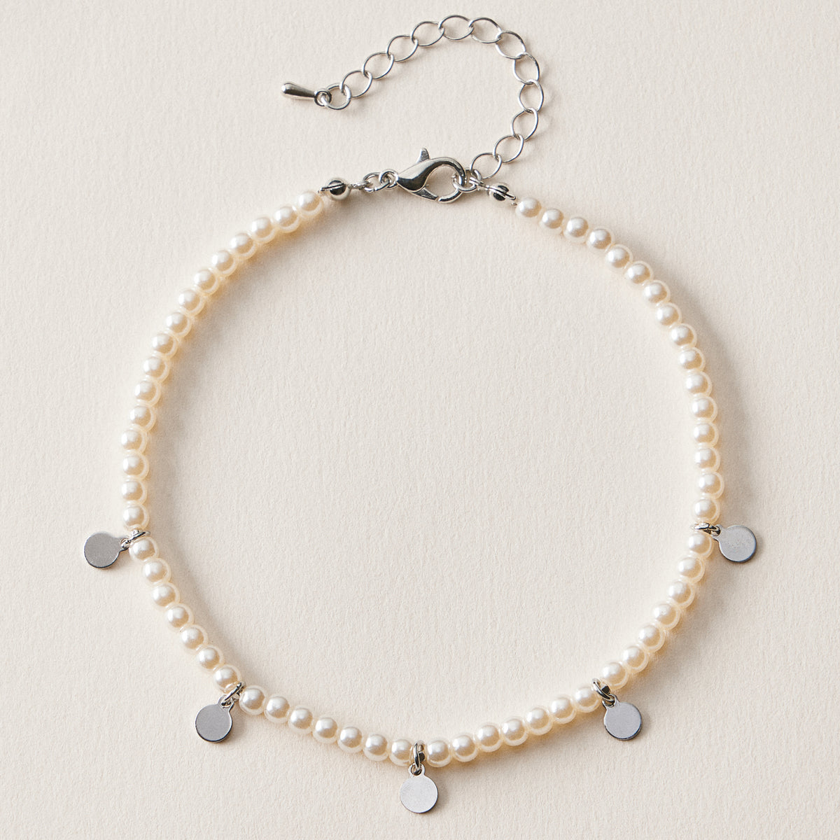 Pearl Disc Charm Anklet | Dainty Beaded Jewelry