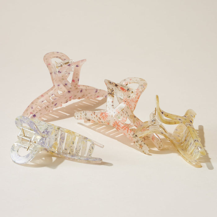 flower patterned claw hair clips
