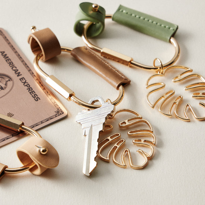 Tropical Palm Leaf Keychain | Faux Leather Key Holder