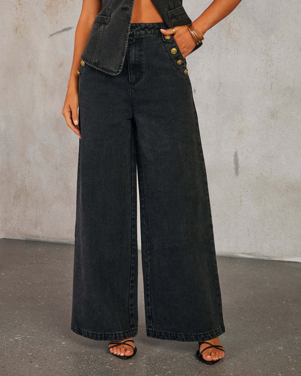 Black Jeans