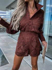 Lace Trimmed Stand Collar Shorts Suit