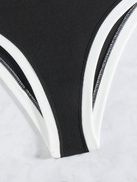 One-Shoulder Solid Color Swimsuit