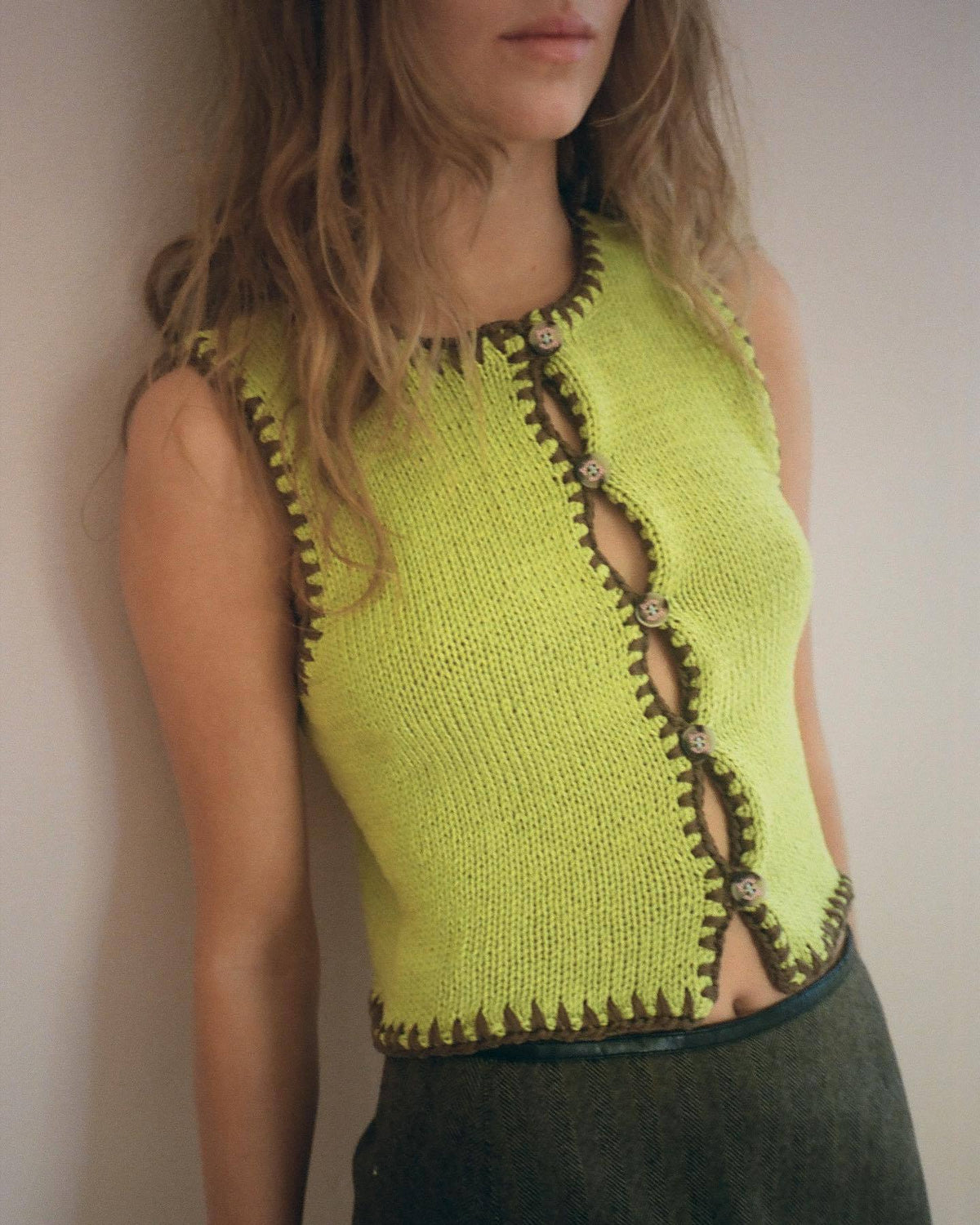 Contrast Color Ultra Short Woolen Vest Embroidered Vest Top Women
