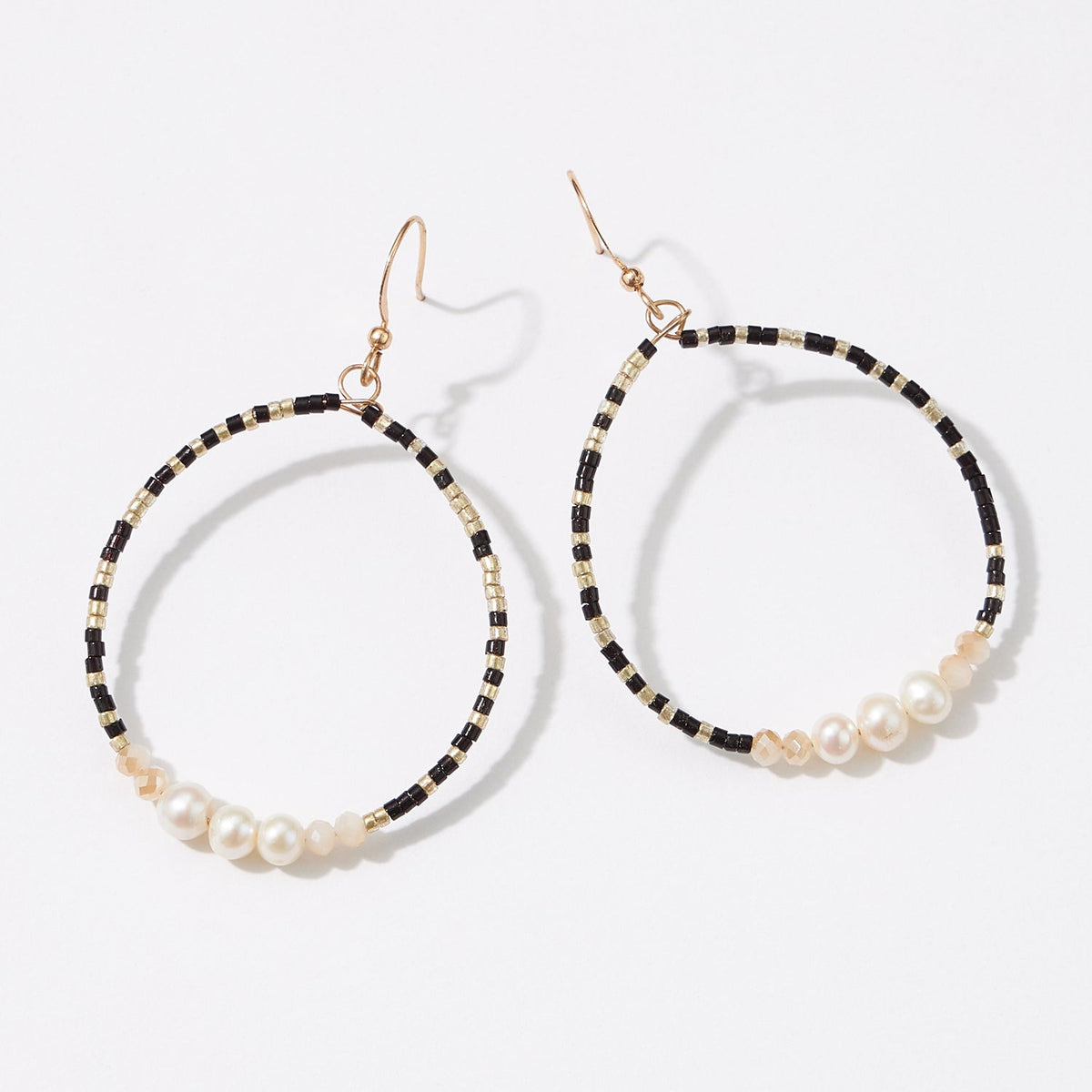 Seed Beads Earrings with Freshwater Pearl