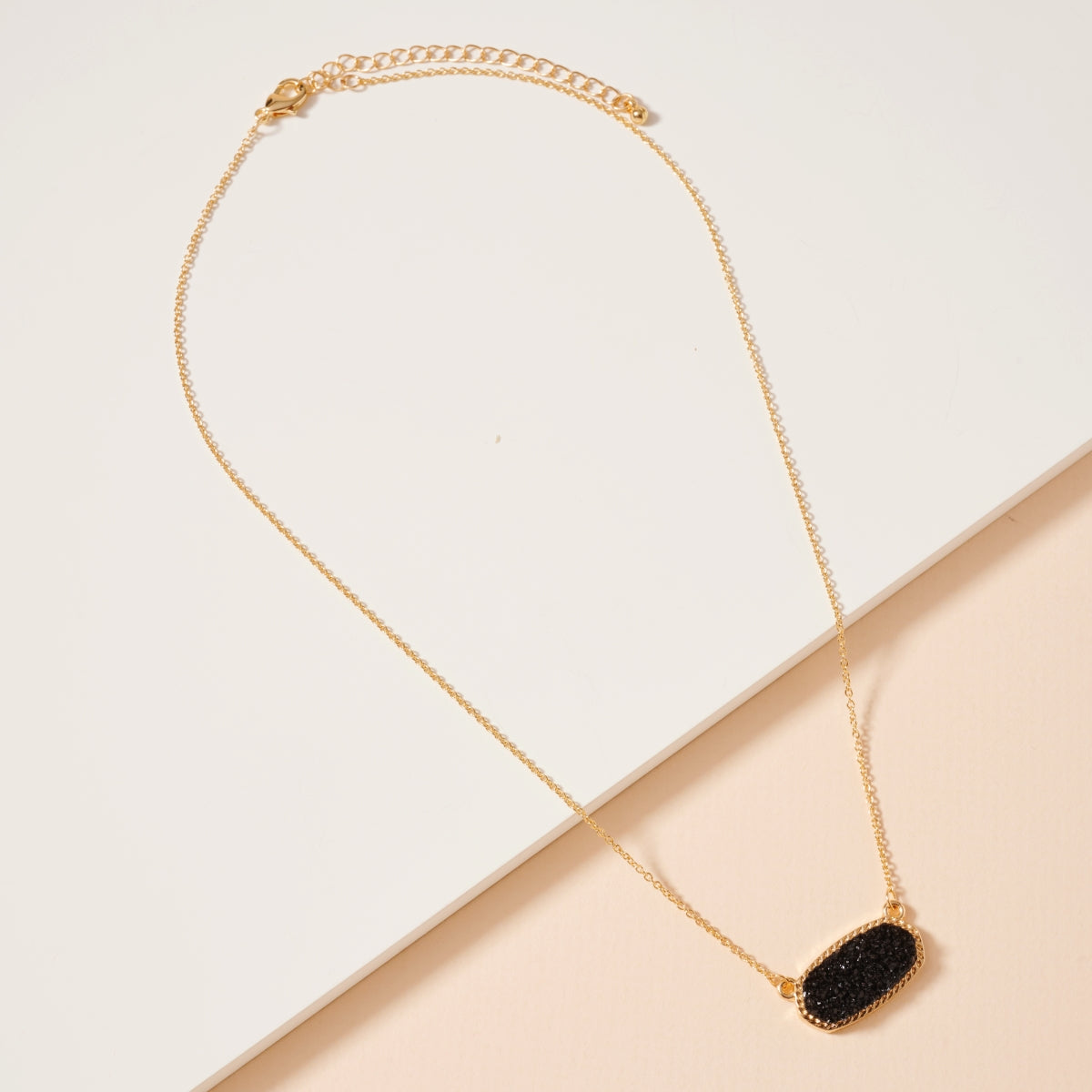 Druzy Stone Charm Short Necklace