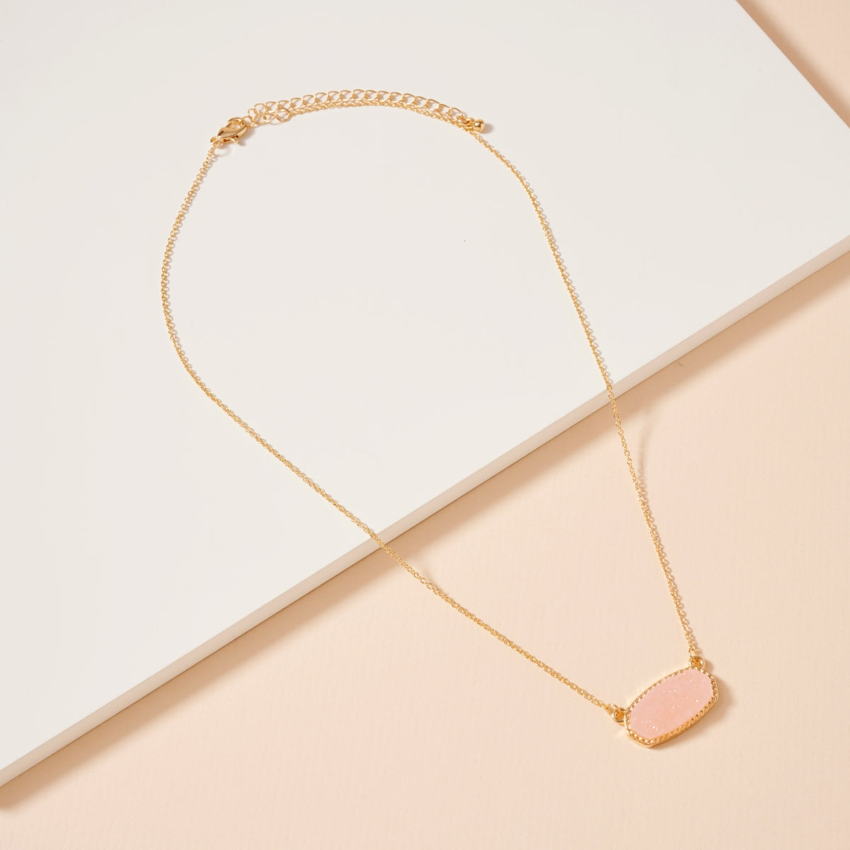 Druzy Stone Charm Short Necklace